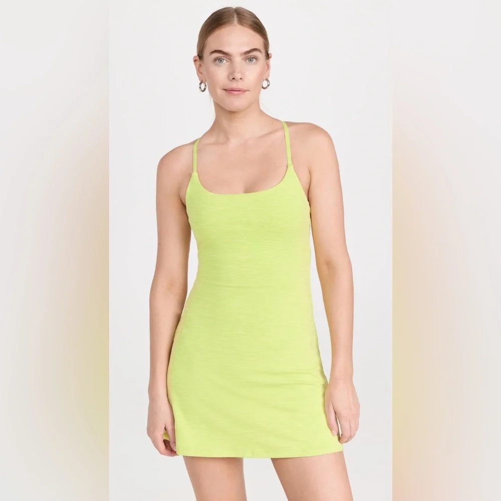 Outdoor Voices TechSweat Move Free Skort Dress in Margarita Pockets